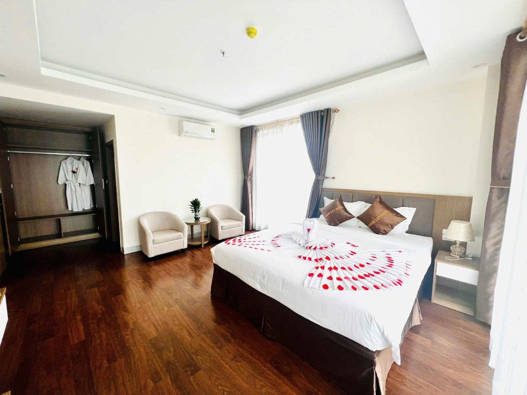 Thanh Dat Hotel I Ninh Lao Екстериор снимка